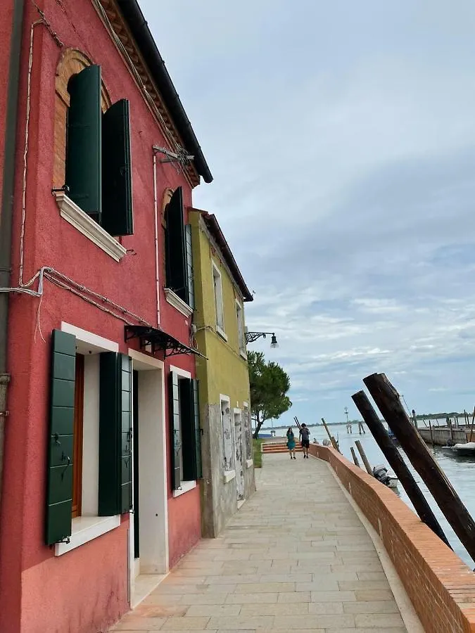 Villa Cà di Pizzo di Burano 0*,